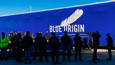 Foguete explode durante teste; Blue Origin enfrenta dificuldades na corrida contra a SpaceX.