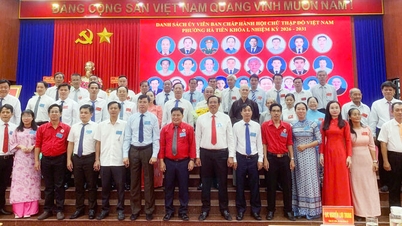 Primo Congresso dei Delegati dell'Associazione della Croce Rossa del distretto di Ha Tien