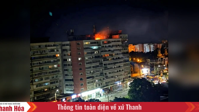 Un drone si è schiantato in una zona residenziale in Romania, rischiando di inasprire le tensioni sul fianco orientale della NATO.
