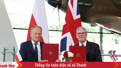 Gran Bretagna e Polonia firmano un trattato per rafforzare la cooperazione in materia di difesa e sicurezza.