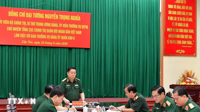 Il generale Nguyen Trong Nghia lavora presso il Comando della Regione Militare 9.