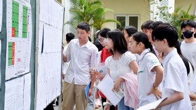 Mais de 99% dos candidatos compareceram para se inscrever no exame de admissão para o 10º ano de Hanói em 2026.