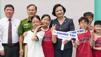 La vice prima ministra Pham Thi Thanh Tra ha dichiarato: "Non esiste 'scudo' più forte della compagnia della famiglia".