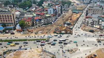 Hanoi modifica la viabilità all'incrocio tra La Thanh e Nguyen Chi Thanh per agevolare la costruzione della linea 5 della metropolitana.