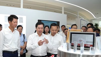 Il segretario del Partito Comunista della provincia di Lao Cai, Duong Quoc Huy, e una delegazione proveniente dalle province di Lai Chau, Dien Bien e Tuyen Quang hanno visitato e ispezionato la Botanee Yunnan Biotechnology Group Joint Stock Company.