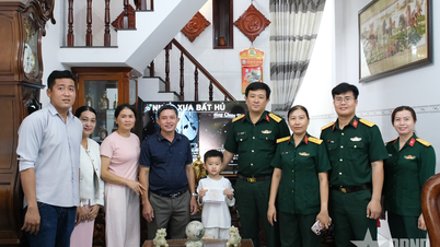 Ospedale militare 120 (Regione militare 9): Visita e donazione di regali ai figli di ufficiali e personale in occasione della Giornata internazionale dei bambini.