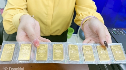 I prezzi dell'oro sono inaspettatamente aumentati per poi invertire la tendenza e scendere.