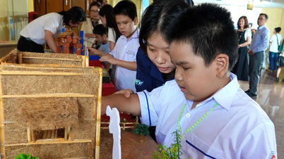 Chương trình Chạm vào “Chuyện ngày xưa” đến với học sinh khiếm thị