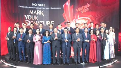 Viettel tôn vinh 20 "ngôi sao" xuất sắc trên mọi lĩnh vực