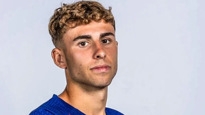 Manchester United e Chelsea si contendono l'offerta di 100 milioni di euro per Fermin Lopez, mentre Bernardo Silva desidera trasferirsi al Barcellona.