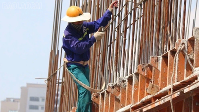 Thợ xây và lỗ hổng về an toàn lao động