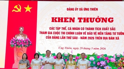 Ung Thien Commune نے زمین کی منظوری میں شاندار مثالوں کی تعریف کی۔