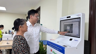 Tung Thien Ward está promovendo a transformação digital e o desenvolvimento da ciência e da tecnologia.