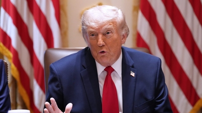 BREAKING NEWS: Trump lifts naval blockade, makes several important announcements about Iran.