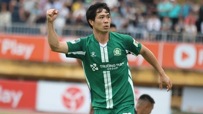 Cong Phuong, Minh Vuong, Xuan Truong i specjalne trofeum mistrzowskie.