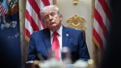 Ông Trump đang cân nhắc thỏa thuận với Iran, yêu cầu mở lại eo biển Hormuz