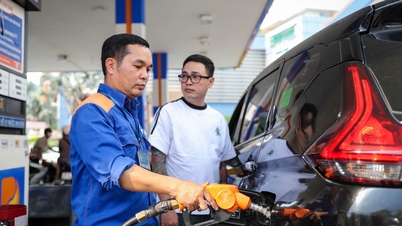 La benzina E10 è igroscopica, quindi perché è così difficile per il vapore acqueo penetrare nel serbatoio di un'auto?