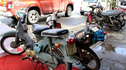 2000年以前に製造された旧型車がE10ガソリンを使用する際に注意すべき点は何ですか？