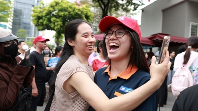 Đề môn Văn thi vào lớp 10 Hà Nội vừa sức, có tính thực tế cao