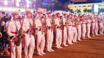 Sôi động đêm diễu hành quân nhạc tại Thanh Hóa