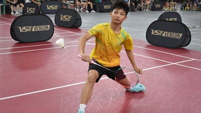 Membina landasan pelancaran untuk bakat badminton muda di Bandar Raya Ho Chi Minh.