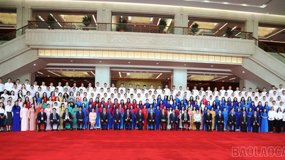 La delegación juvenil de la provincia de Lao Cai completó su "Viaje Rojo" en Yunnan, China.