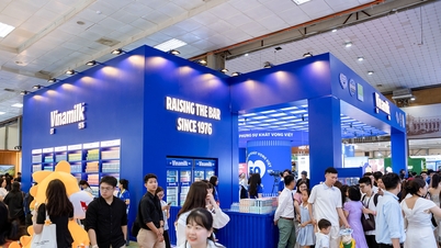 Vinamilk tells the story of its '50-year journey' at the 2026 Dairy Industry Exhibition.