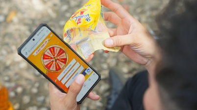 מדוע אנשים רבים לא זורקים את בקבוקי המים שלהם מיד לאחר השתייה?
