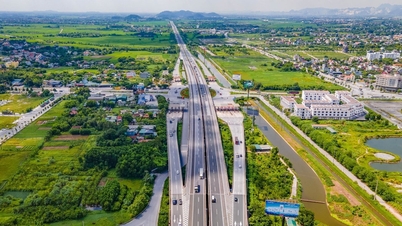 De snelweg Cau Gie - Ninh Binh is vanaf 1 juni officieel begonnen met het heffen van tol op twee nieuwe knooppunten.