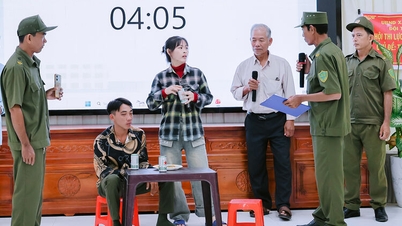 Giang Thanh ve Vinh Dieu belediyeleri, yerel düzeyde güvenlik ve düzeni sağlama konusunda üstün başarı gösteren katılımcılar için bir yarışma düzenledi.