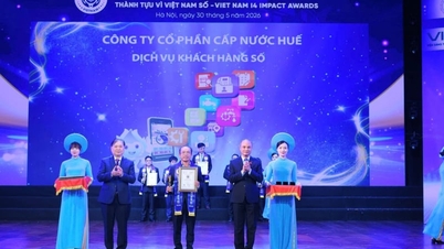 HueWACO가 베트남 디지털 영향력 증진을 위한 공로를 인정하는 시상식에서 2개 부문 상을 수상했습니다.