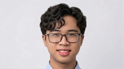 Ein männlicher Chemiestudent erzielt die perfekte Punktzahl im SAT.