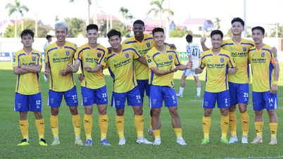 La squadra dell'allenatore Park Hang-seo ha vinto una partita emozionante contro il Quy Nhon e ora attende con ansia di conoscere il proprio avversario nei play-off della V-League.