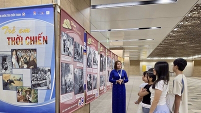 Triển lãm 'Trẻ em thời chiến' lần đầu được tổ chức tại ga metro số 1 TP.HCM