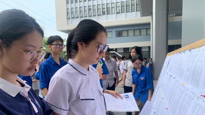 하노이 10학년 수학 입학시험에 대한 상세 예상 답안입니다.