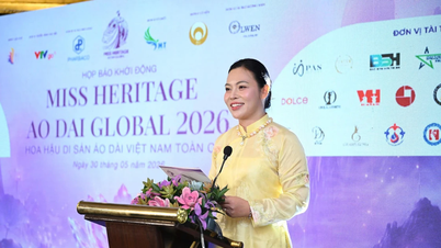 Vietnam sedang mengadakan pertandingan ratu cantik pertamanya untuk meraikan identiti budaya kebangsaan.