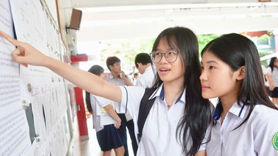 Oltre 150.000 studenti di Ho Chi Minh City si iscrivono all'esame di ammissione al decimo anno di scuola.