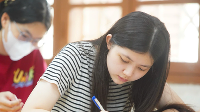 Fast 125.000 Schüler in Hanoi legten die Literaturprüfung für die Aufnahme in die 10. Klasse ab.