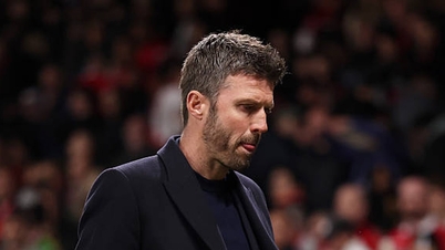 Michael Carrick និងបញ្ហាប្រឈមនៃការស្វែងរក «ថ្ម» ដើម្បីរស់ឡើងវិញនូវការការពាររបស់ក្រុម Manchester United។