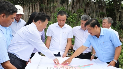 Provincial Party Secretary Luong Nguyen Minh Triet: Leveraging the advantages of community-based tourism while preserving local values.