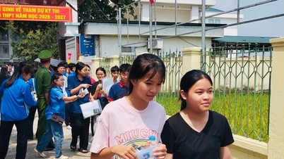 ການສອບເສັງເຂົ້າຮຽນຊັ້ນມໍ 10 ທີ່ຕາແສງຕາມຮຸ່ງ ໄດ້ດຳເນີນໄປຢ່າງປອດໄພ ແລະ ສອດຄ່ອງກັບລະບຽບການ.