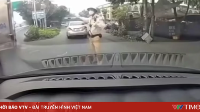 Công an Hà Nội làm rõ vụ người tự nhận là thầy dạy lái xe tranh cãi với CSGT