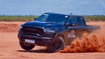 រថយន្ត Jeep និង Ram ផ្លាស់ប្តូរអ្នកចែកចាយ តម្លៃរថយន្តធ្លាក់ចុះរាប់ពាន់លានដុងនៅវៀតណាម ហេតុអ្វី?