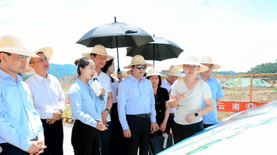 Bí thư Tỉnh ủy Dương Quốc Huy khảo sát dự án cầu biên giới Bát Xát - Bá Sái và khu giám sát Bá Sái (Vân Nam, Trung Quốc)