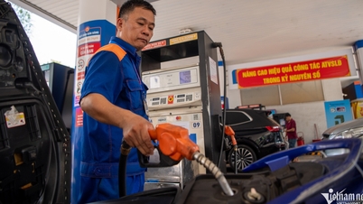 A partire da oggi, la benzina E10 sarà venduta in tutto il paese, mentre le benzine RON95 e RON97 non saranno più disponibili.