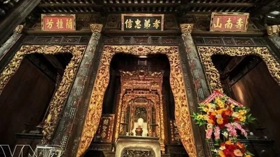 Ein seltenes und schwer zu findendes altes Haus mit einzigartigem Architekturstil im Bezirk Thanh Phu, ehemals Provinz Ben Tre, heute Provinz Vinh Long.