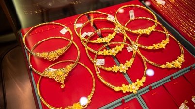 تشخیص طلای ۱۸ عیار و طلای ۹۹۹۹: درک تفاوت برای جلوگیری از خرید محصول اشتباه.