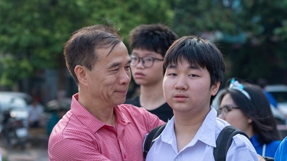 Hanoi: Candidates begin competing for spots in specialized 10th-grade classes.