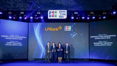 LPBank одержал крупную победу, получив 4 награды от Международной карточной организации JCB.