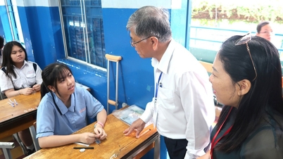 Kỳ thi vào lớp 10: Hơn 151.000 thí sinh TPHCM bước vào môn thi đầu tiên
